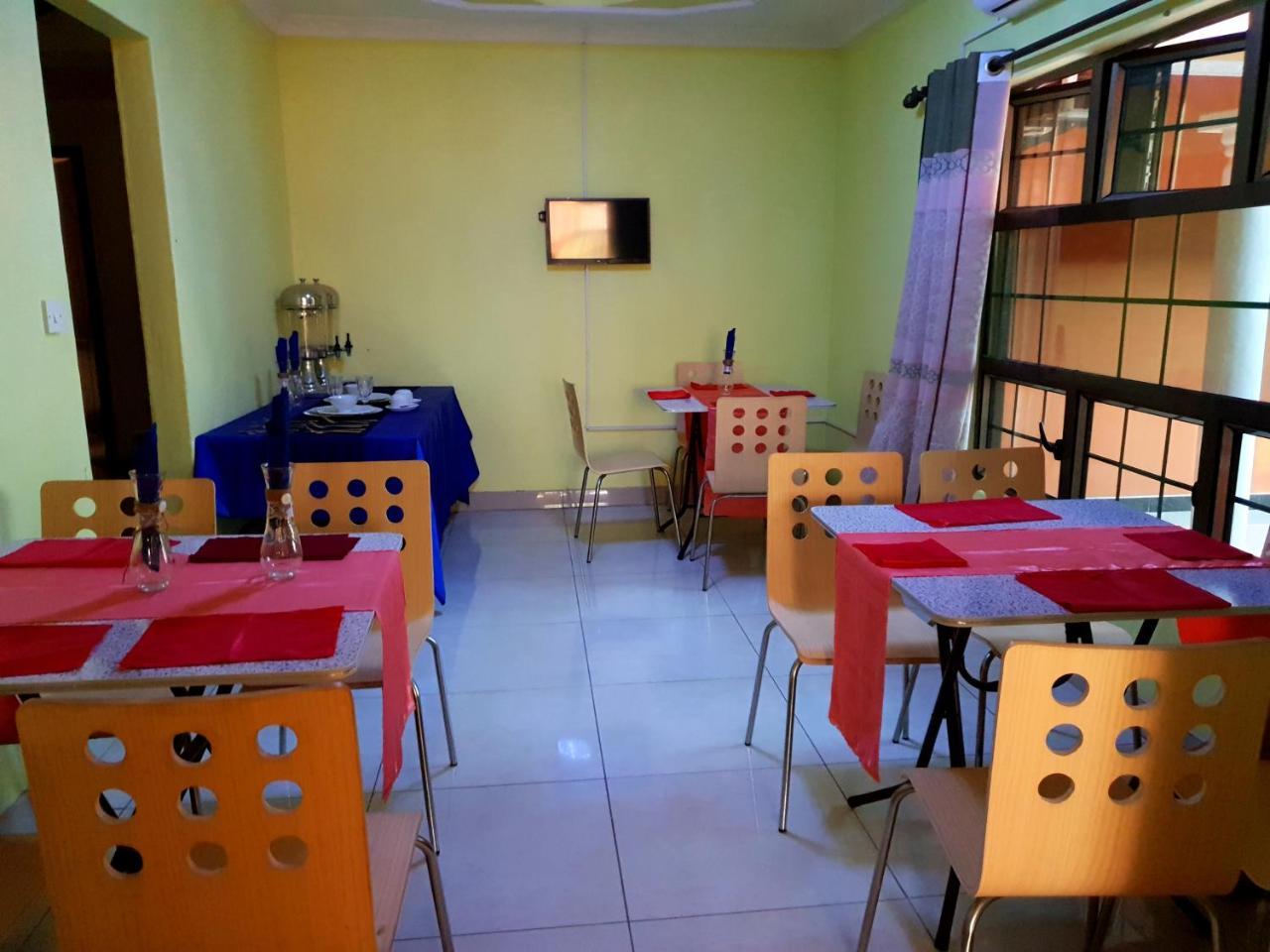 Mathlyn Guest House Francistown Kültér fotó