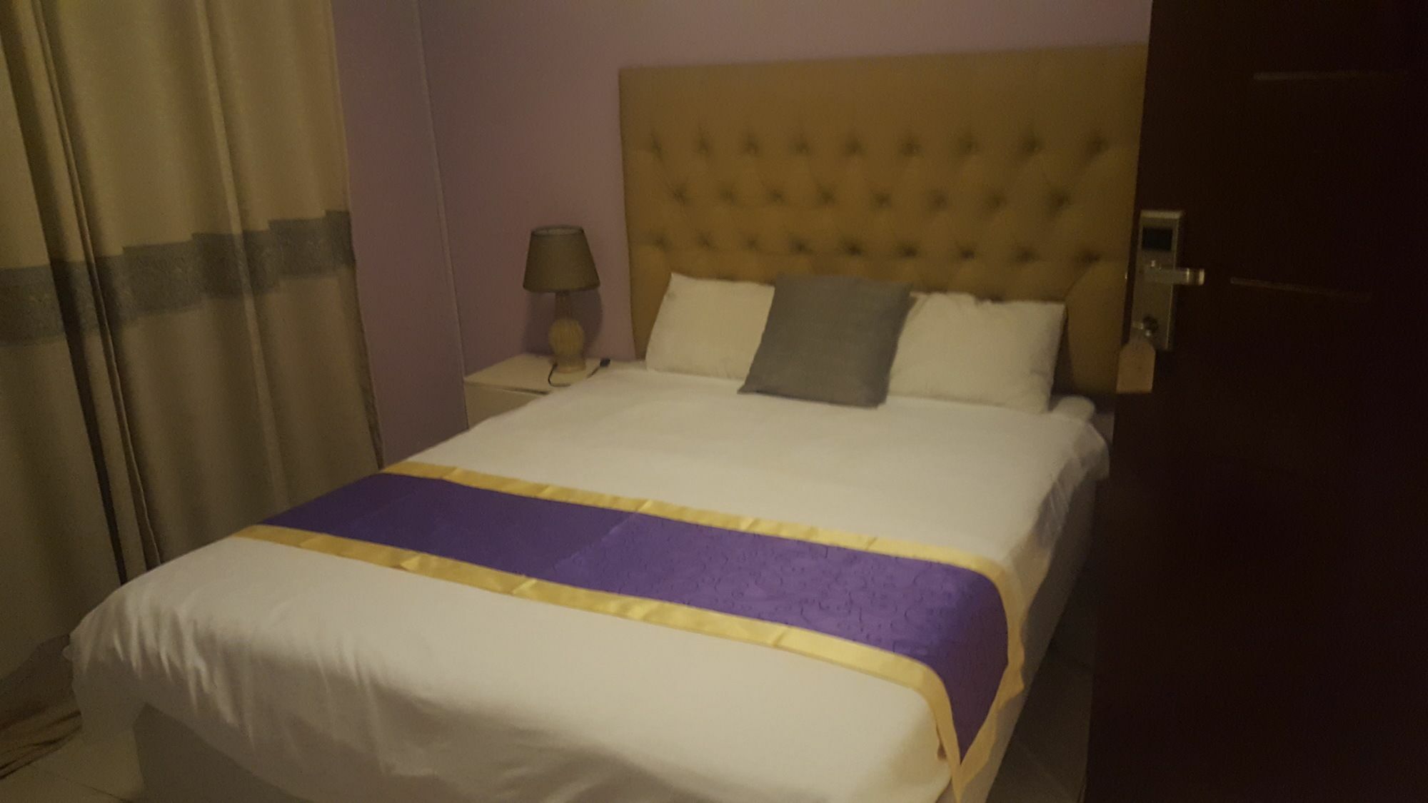 Mathlyn Guest House Francistown Kültér fotó